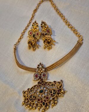 Attigai Neck Set